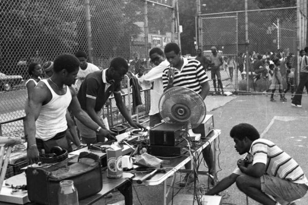 Hoy se celebra el Día del Hip Hop: un homenaje a la cultura urbana Hoy se celebra el Día del Hip Hop: un homenaje a la cultura urbana