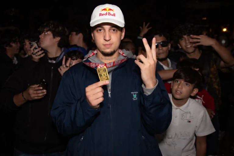 Mecha campeón DEM Battles 2026