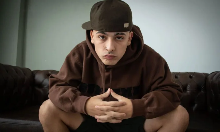 rueno estrena “X Unas Llantas” Chacarera, Hip-Hop y todo sobre su nuevo álbum “Turr4zo”