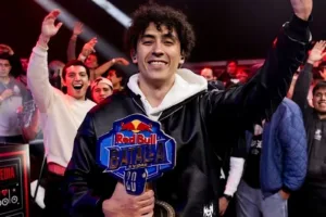Mcklopedia regresa a Red Bull Batalla La leyenda clasifica a la edicion de Sudamerica 2026