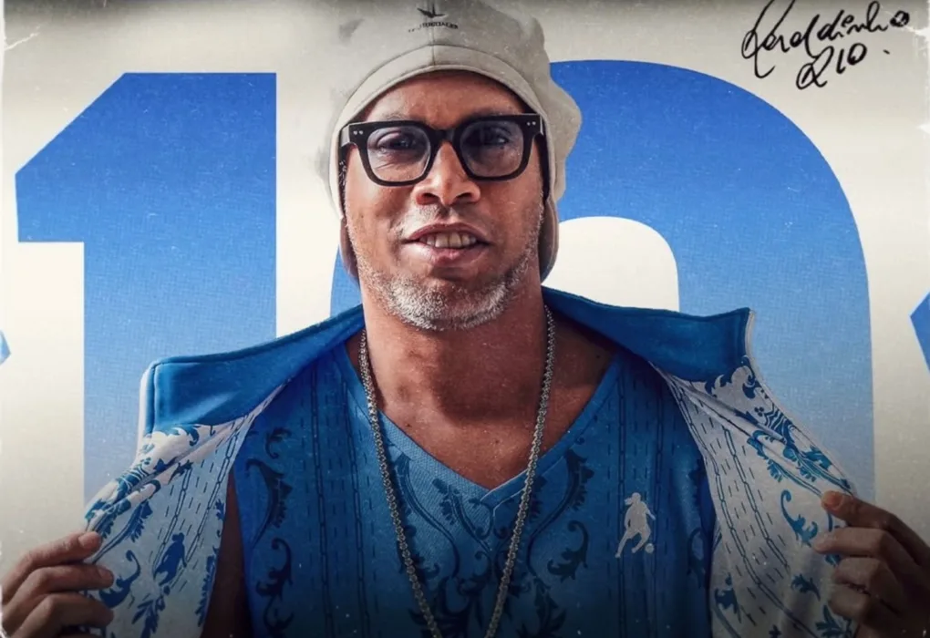 Ronaldinho estrena Camisa 10 Un monumental album con Akapellah y Sean Paul
