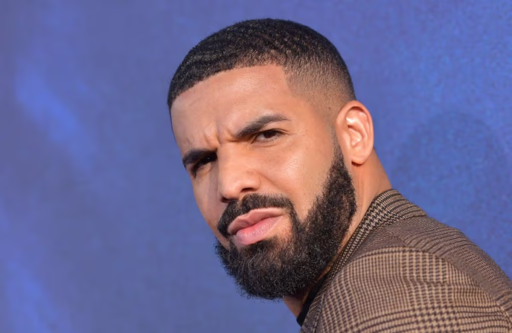Una tiradera general Kanye West Drake y Jaguar Wright en la mira