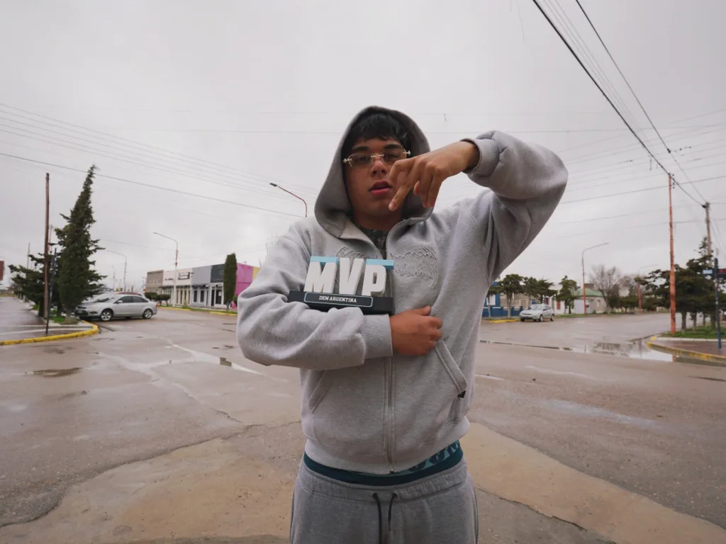 Mecha es campeón de DEM Santa Cruz en la previa a Red Bull Batalla Argentina TOBI MVP de la DEM SANTA CRUZ | IG: DEM ARGENTINA