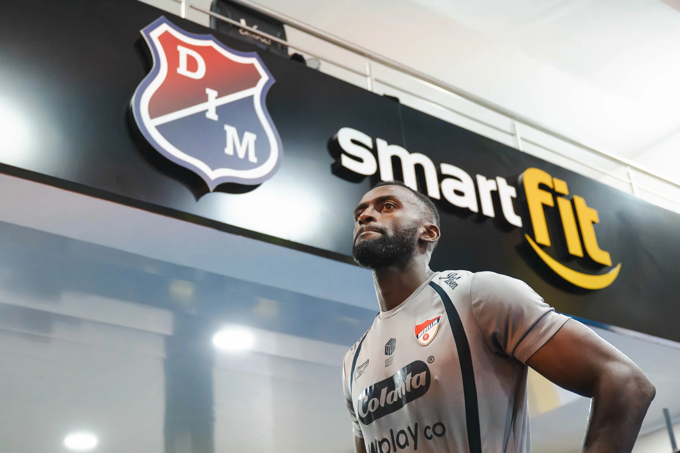 Valles-T, RBN, Chang y Red Bull Batalla acompañan el regreso de Jackson Martínez al Deportivo Independiente Medellín Regreso de Jackson Martínez en el Deportivo Independiente Medellín | IG: dimoficialcom